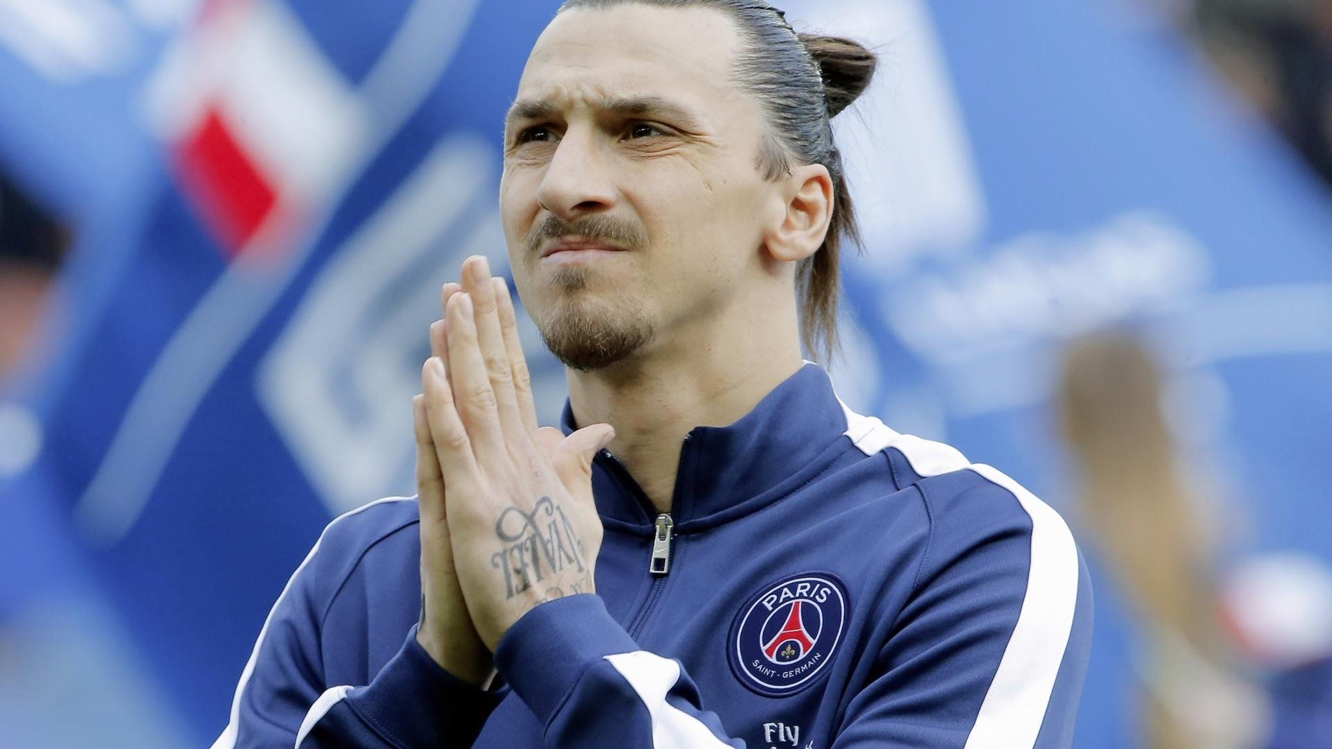 体育娱乐平台-风云突变!斯图加特欧联战术微调引争议,皇家社会主帅深夜复盘;今晨武汉三镇压哨绝杀,全场惊呆